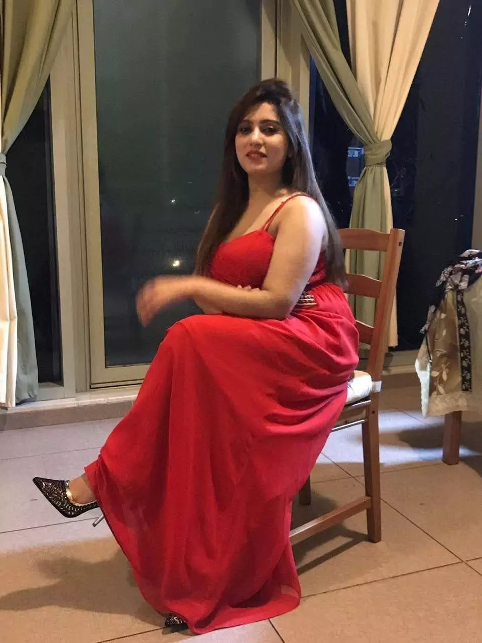 Escort Service in Sindhi Camp